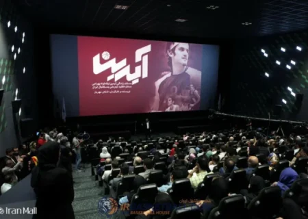 گفت و گو با اشكان مهريار كارگردان مستند آيدين