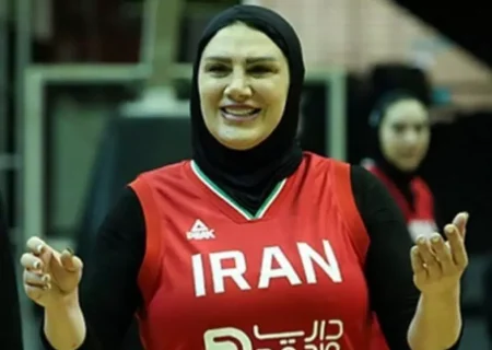 ادنا عیساییان (تینا)