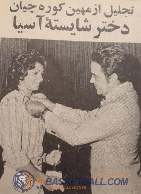 کور